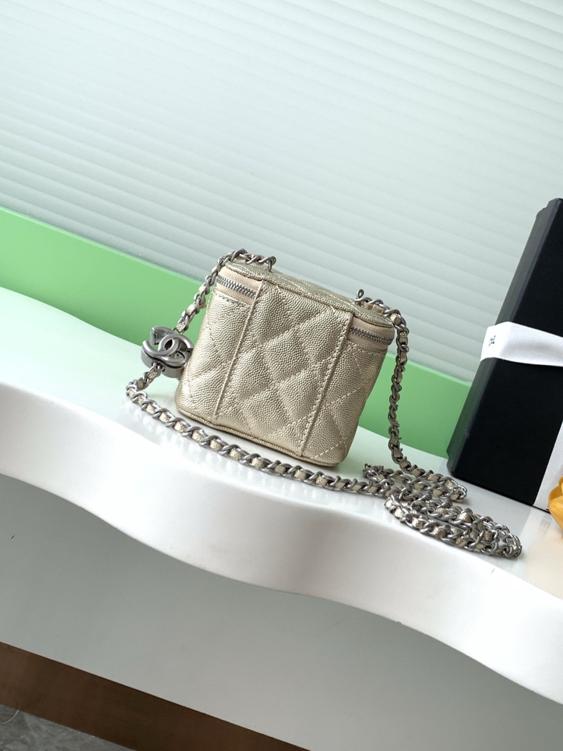 Ch**el cosmetic bags